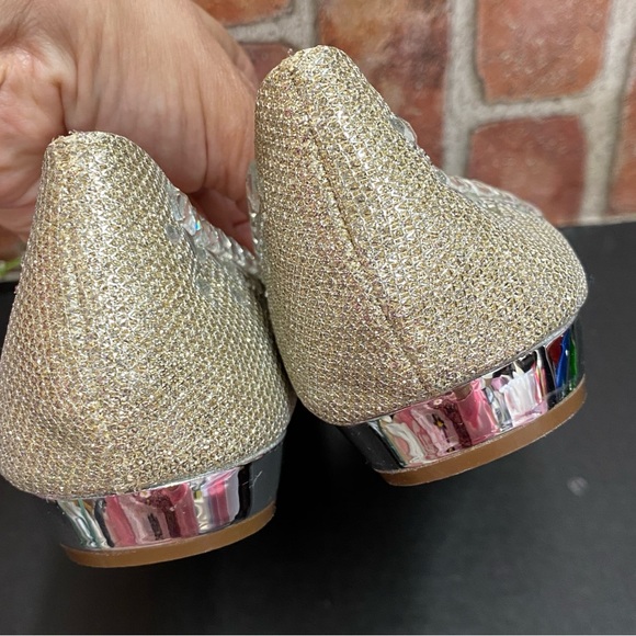 BCBGeneration Arminah Flats - Picture 9 of 9